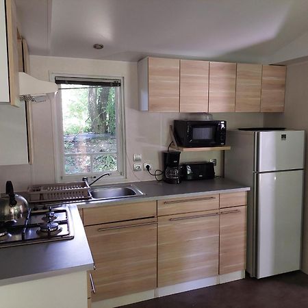 Mobilhome 6 Personnes Camping 4* Chateauneuf-de-Galaure ภายนอก รูปภาพ
